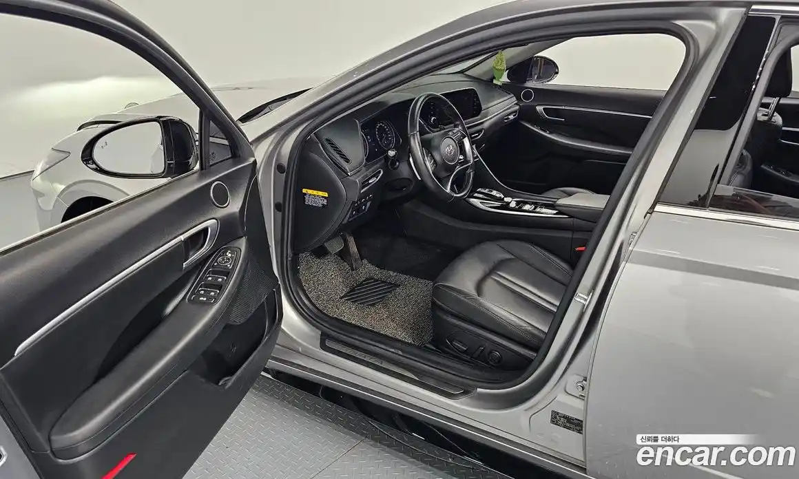 Hyundai Sonata 2020 2.0 Автомат в Москве № 108551, фото 7