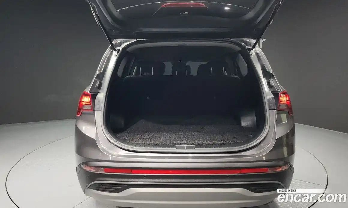 Hyundai Santa Fe 2021 2.5 Автомат в Москве № 110016, фото 18