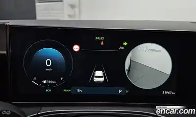 Hyundai Santa Fe 2024 1.6 Автомат в Москве № 110926, миниатюра 11