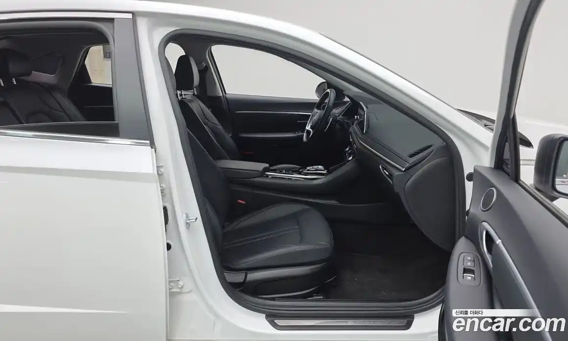 Hyundai Sonata 2021 2.0 Автомат в Москве № 112106, фото 5