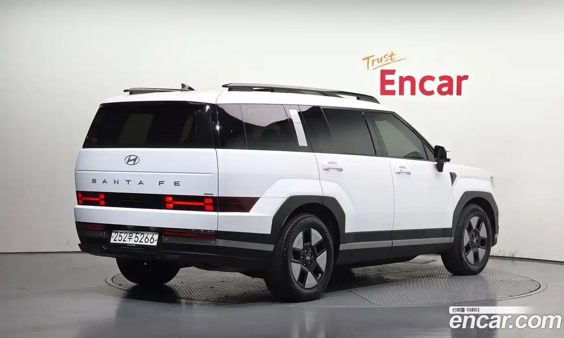 Hyundai Santa Fe 2024 1.6 Автомат в Москве № 112110, фото 5