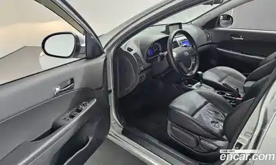 Hyundai i30 2008 1.6 Автомат в Москве № 114402, миниатюра 11