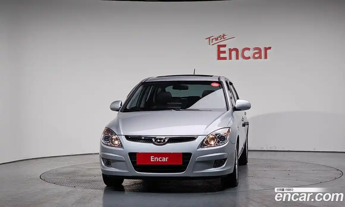 Hyundai i30 2008 1.6 Автомат в Москве № 114402, фото 3