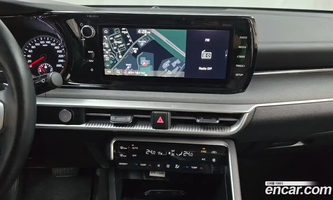 Kia K5 2023 2.0 Автомат в Москве № 11542, фото 1