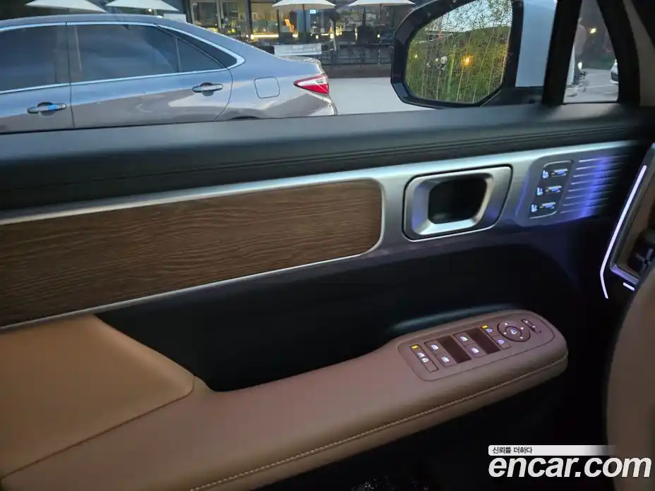 Hyundai Santa Fe 2024 1.6 Автомат в Москве № 119856, фото 10