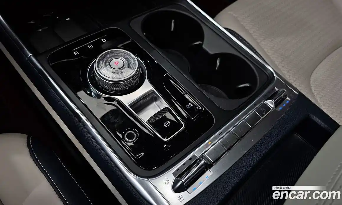 Kia Canival 2025 1.6 Автомат в Москве № 120670, фото 6