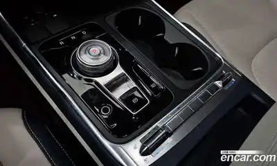 Kia Canival 2025 1.6 Автомат в Москве № 120670, миниатюра 6