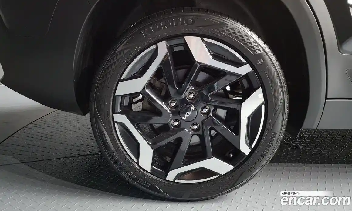 Kia Seltos 2024 1.6 Автомат в Москве № 120842, фото 5