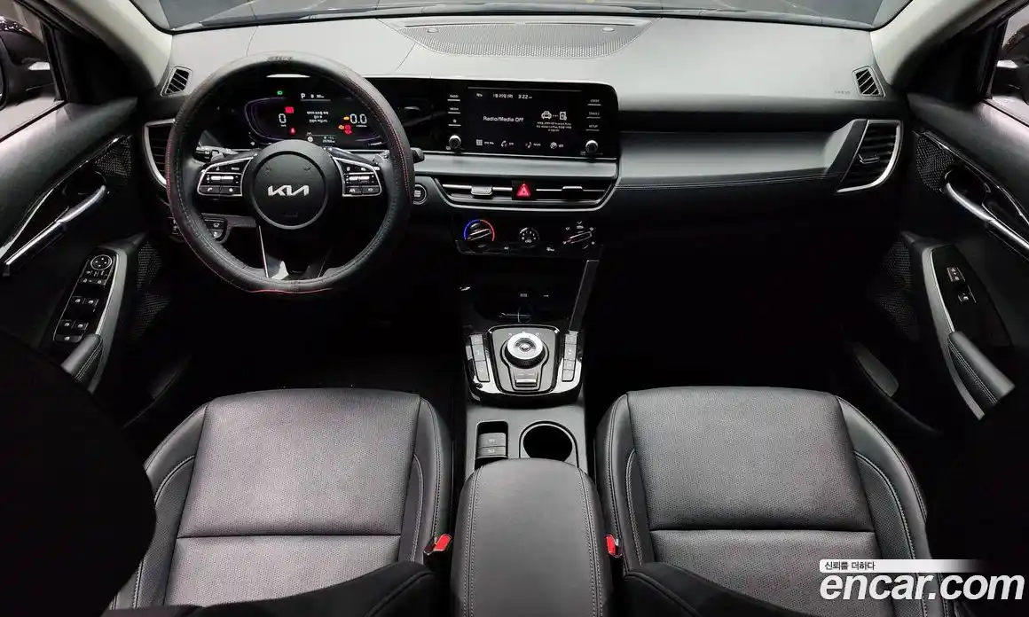 Kia Seltos 2024 1.6 Автомат в Москве № 120842, фото 7