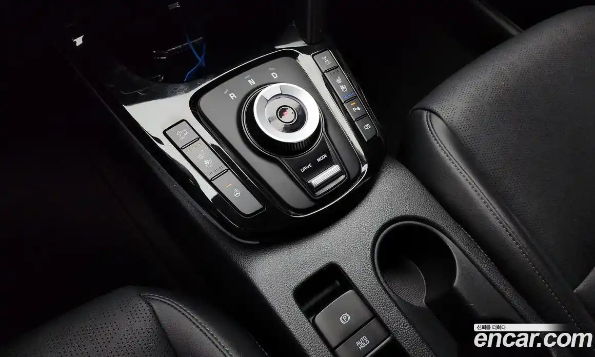 Kia Seltos 2024 1.6 Автомат в Москве № 120842, фото 9