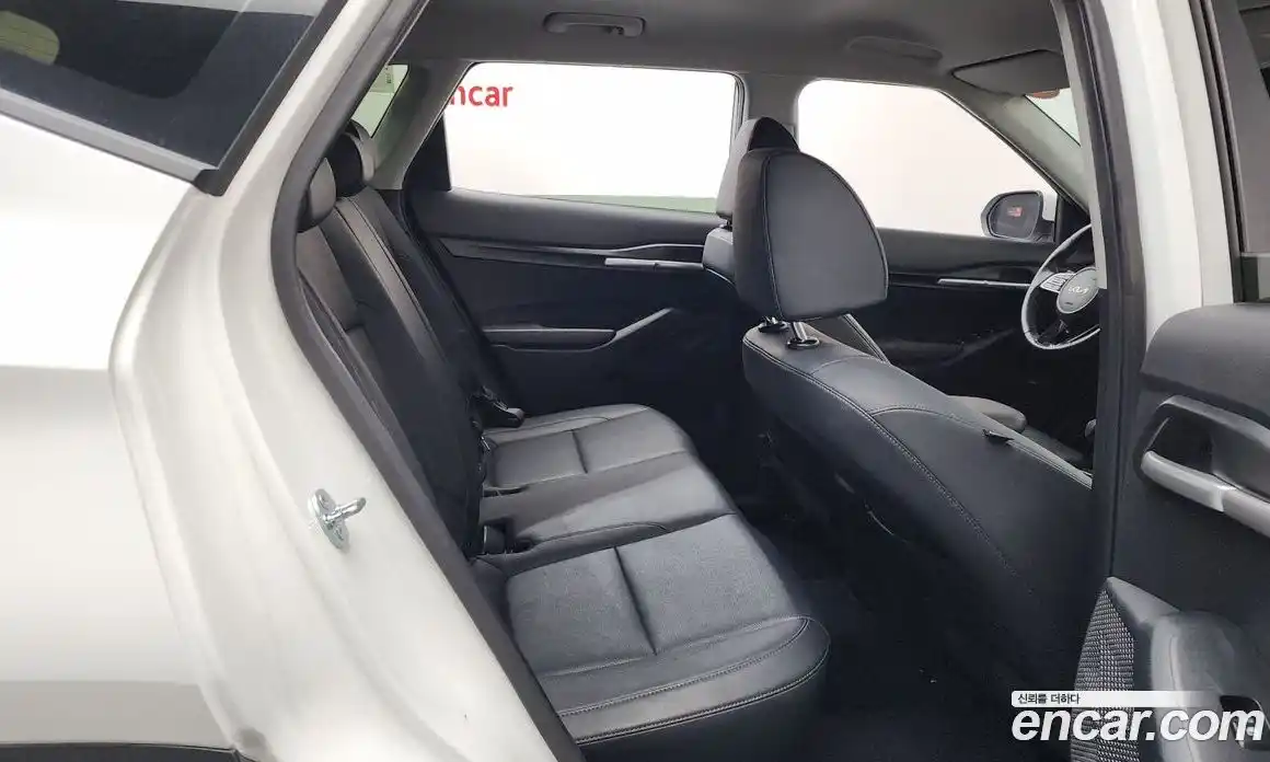 Kia Seltos 2025 2.0 Автомат в Москве № 121344, фото 12