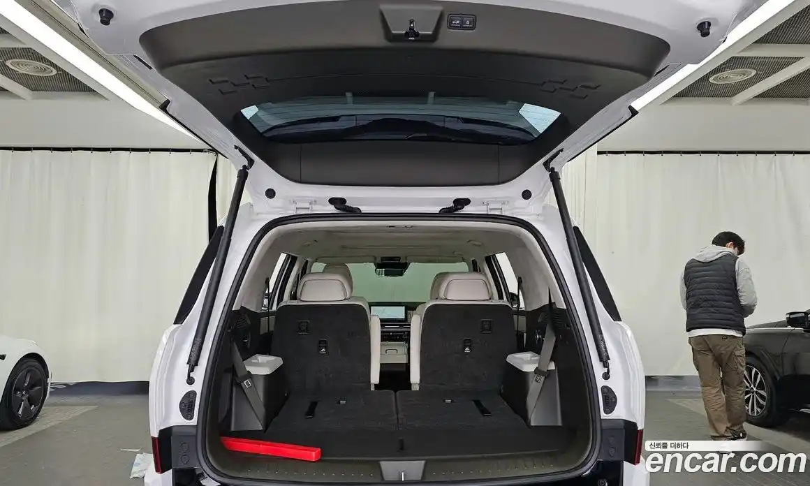 Hyundai Santa Fe 2024 1.6 Автомат в Москве № 126722, фото 16