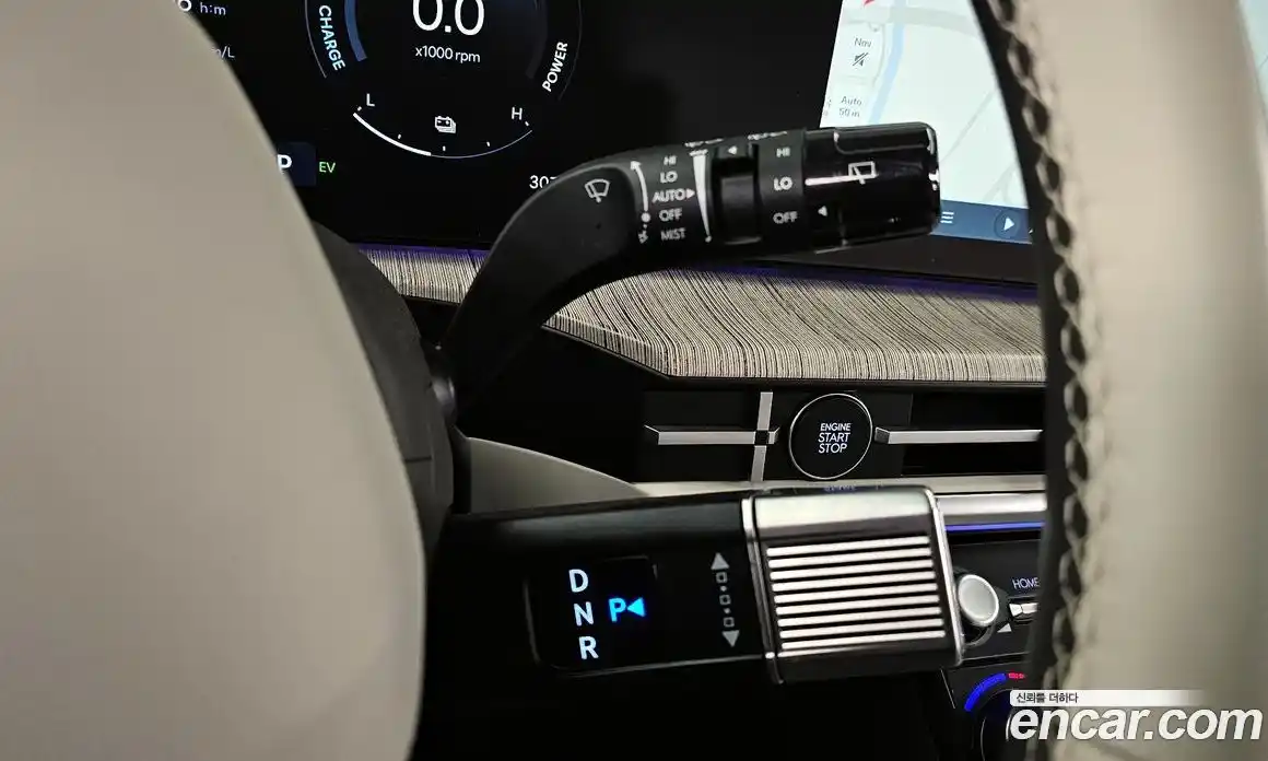 Hyundai Santa Fe 2024 1.6 Автомат в Москве № 126722, фото 17