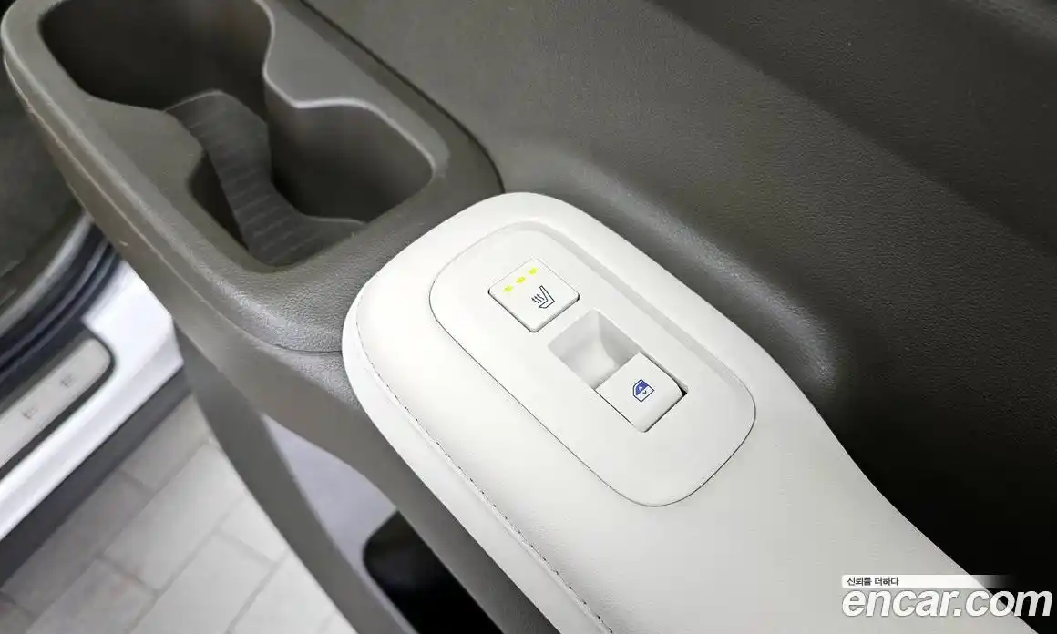 Hyundai Santa Fe 2024 1.6 Автомат в Москве № 126722, фото 3