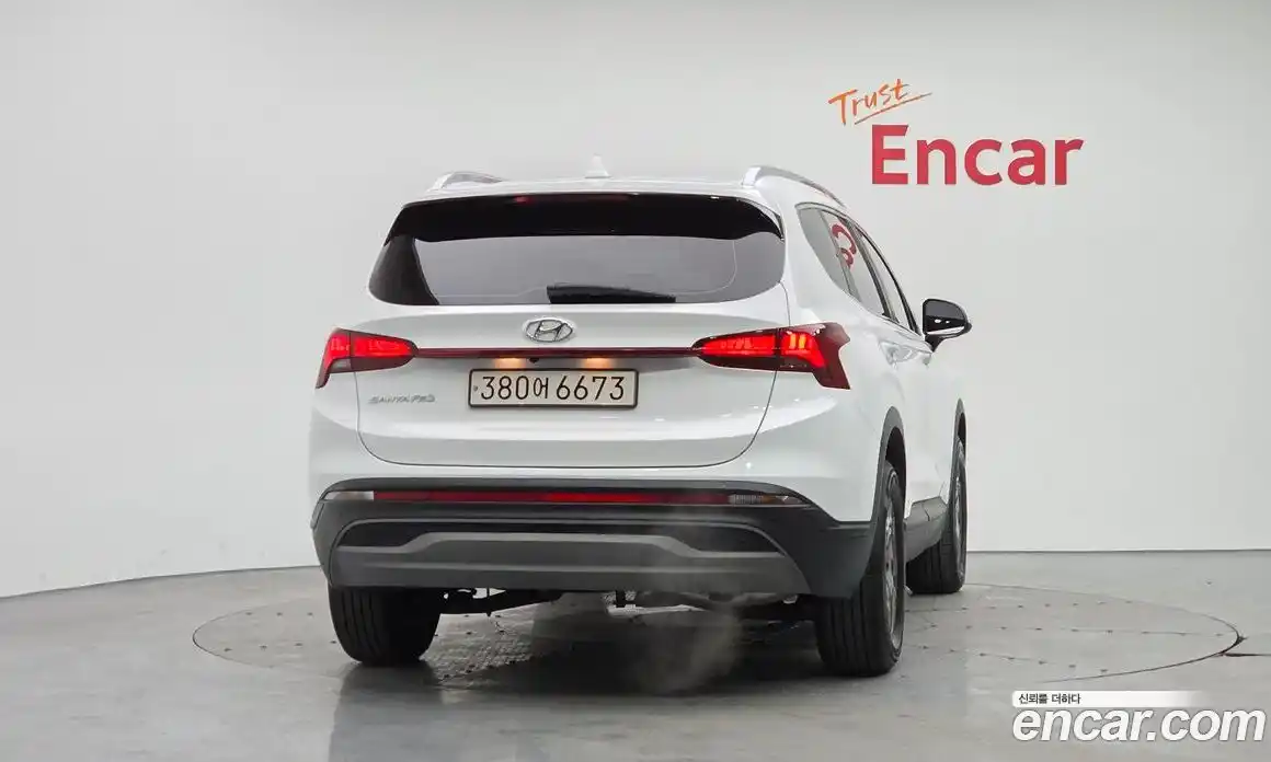 Hyundai Santa Fe 2022 1.6 Автомат в Москве № 127080, фото 19