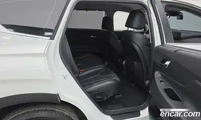 Hyundai Santa Fe 2022 1.6 Автомат в Москве № 127080, миниатюра 3