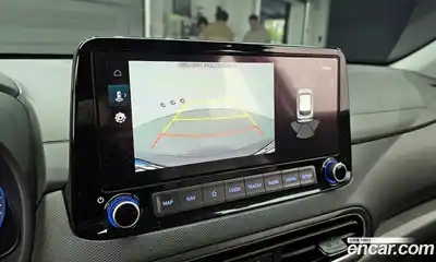 Hyundai Kona 2021 1.6 Автомат в Москве № 129191, миниатюра 2