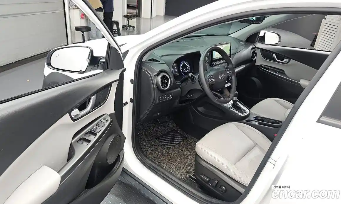 Hyundai Kona 2021 1.6 Автомат в Москве № 129191, фото 3