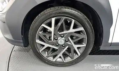 Hyundai Kona 2021 1.6 Автомат в Москве № 129191, миниатюра 6