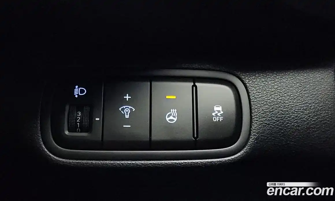 Hyundai Venue 2023 1.6 Автомат в Москве № 130244, фото 8