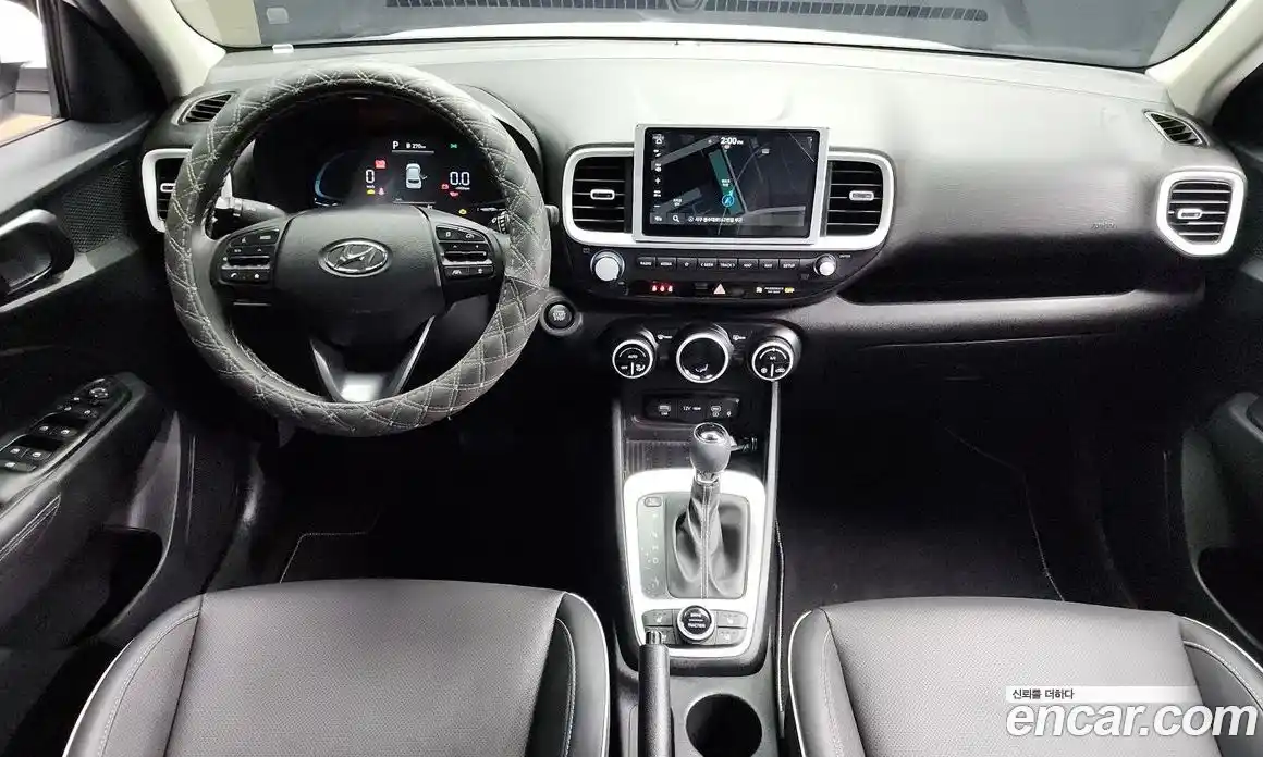 Hyundai Venue 2023 1.6 Автомат в Москве № 130244, фото 9