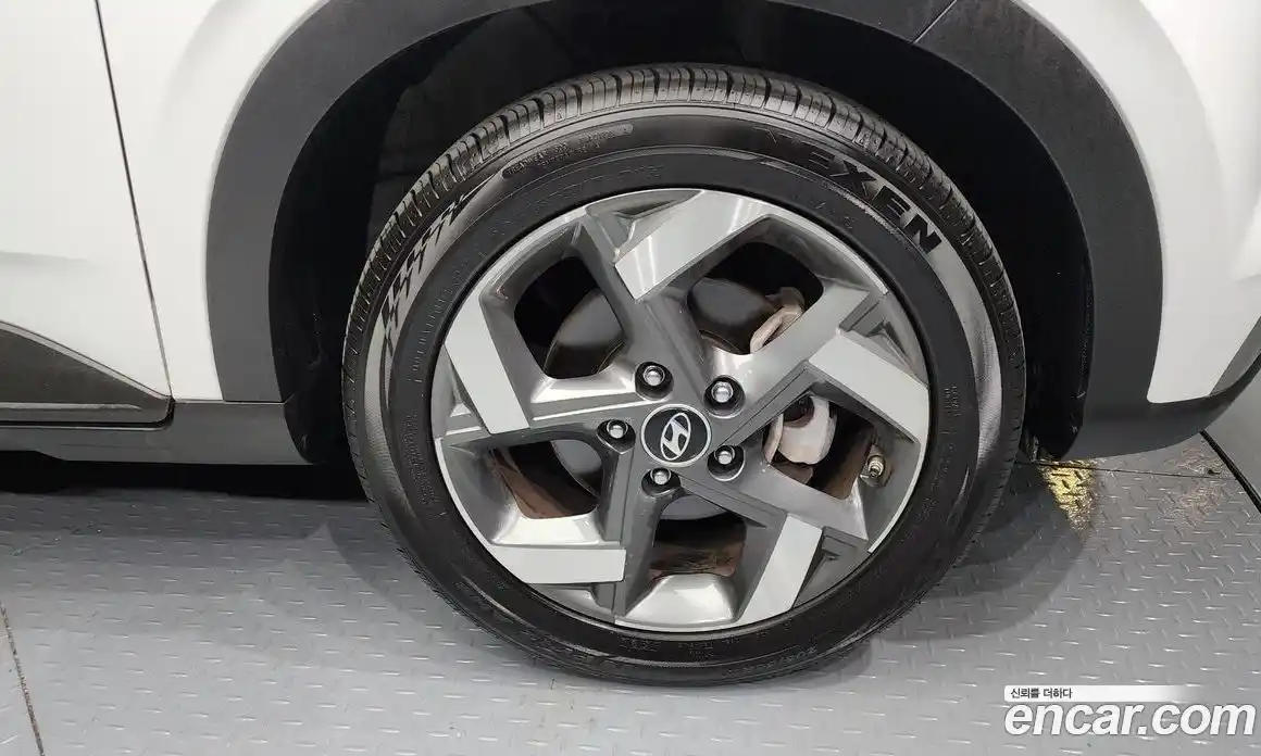 Hyundai Venue 2023 1.6 Автомат в Москве № 130244, фото 10