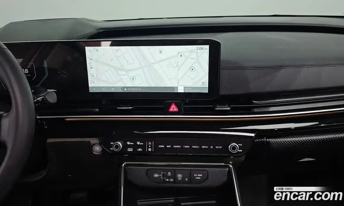 Kia Canival 2024 3.5 Автомат в Москве № 131243, фото 14