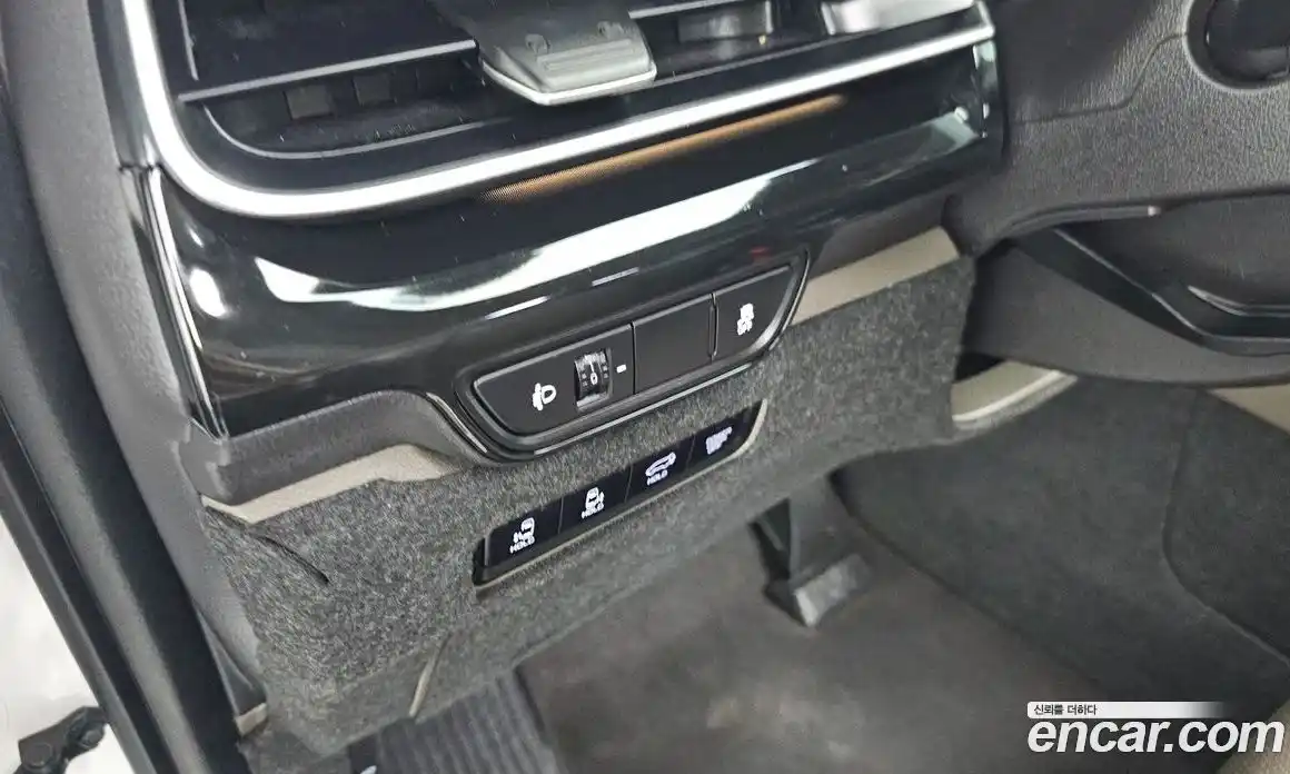 Kia Canival 2024 3.5 Автомат в Москве № 131243, фото 16