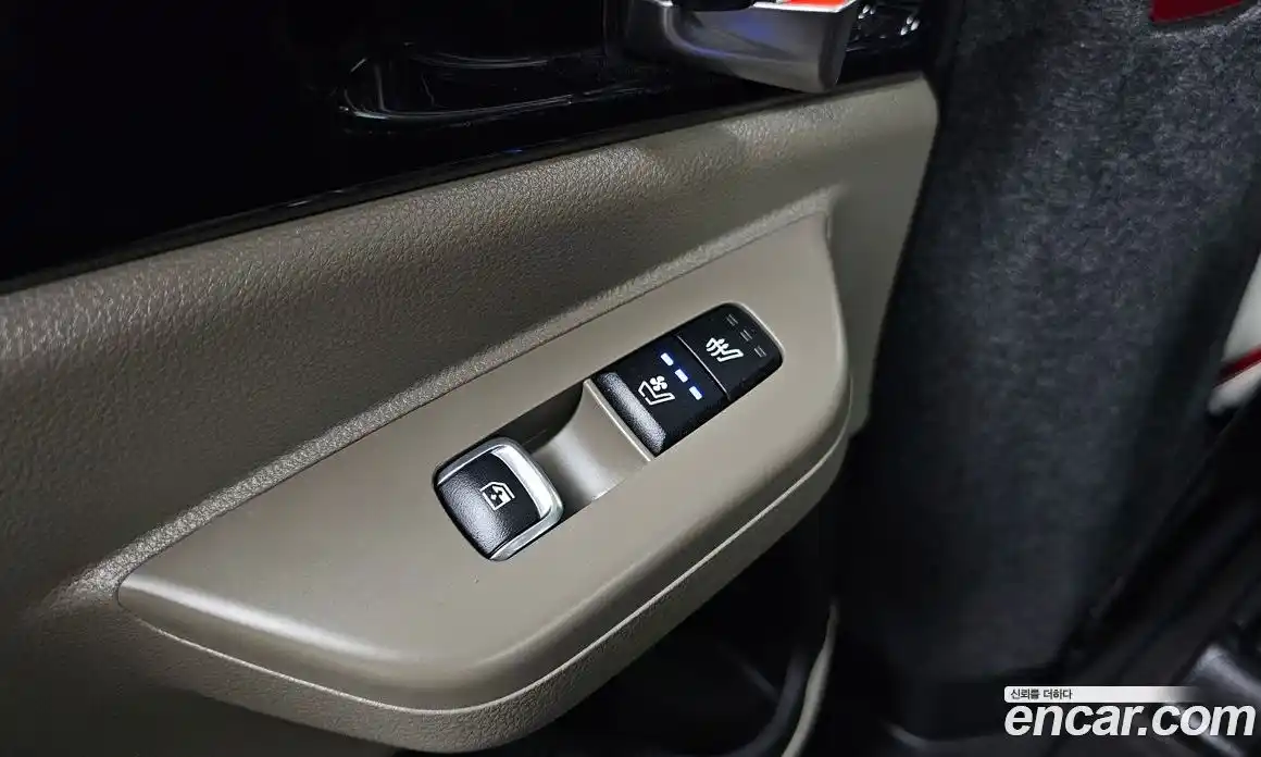 Kia Canival 2024 3.5 Автомат в Москве № 131243, фото 17