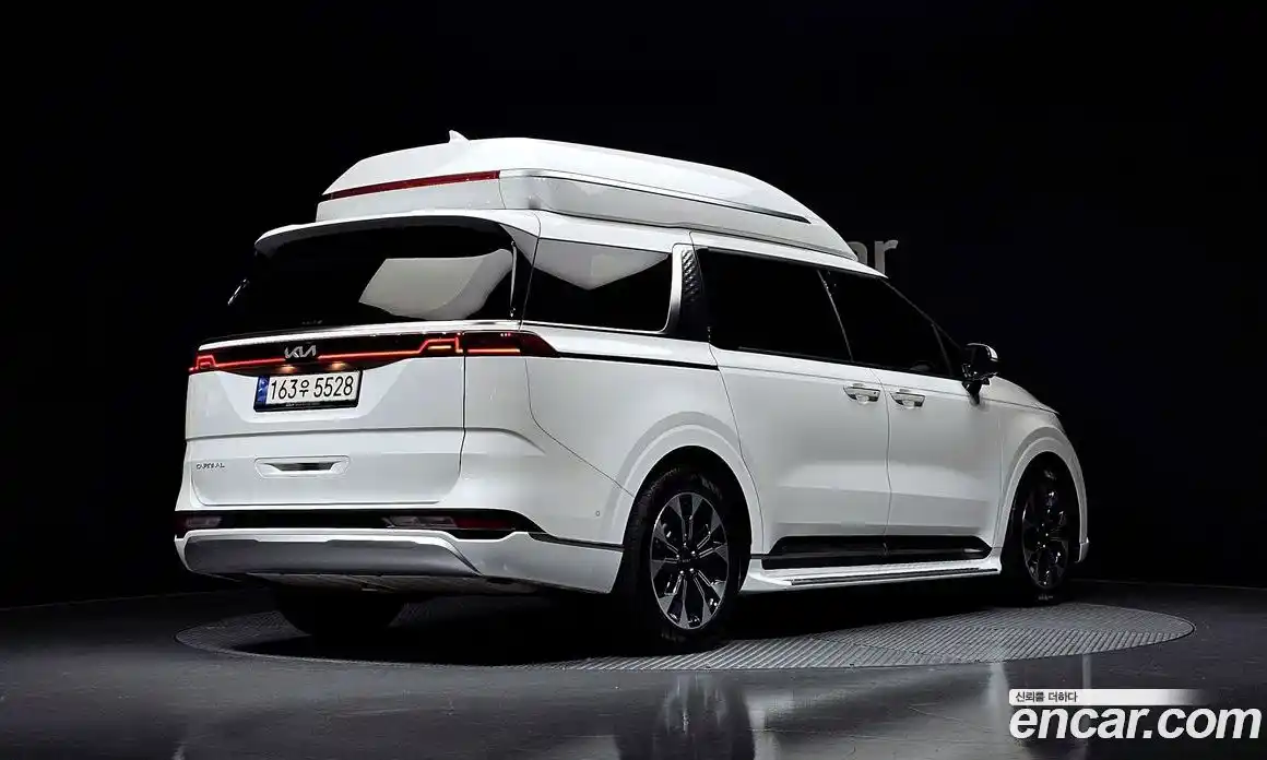 Kia Canival 2023 2.2 Автомат в Москве № 131266, фото 9