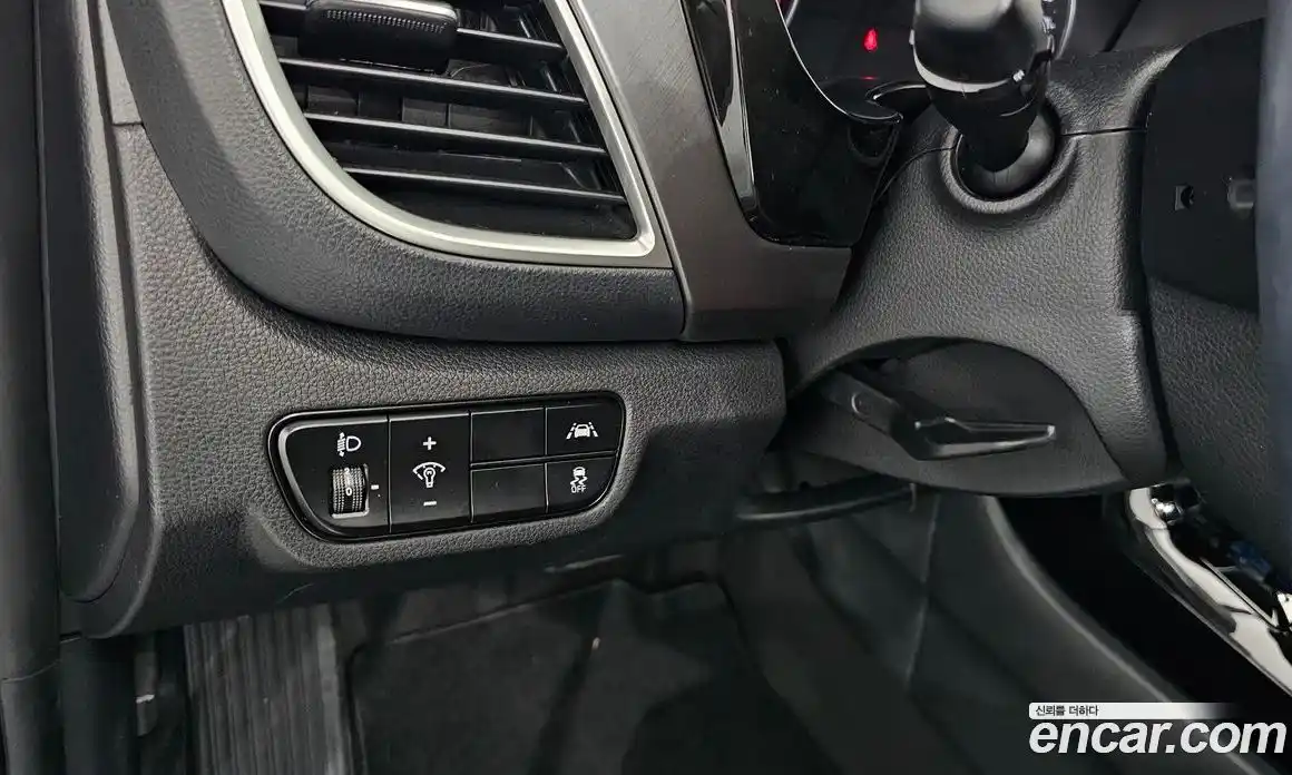 Kia Seltos 2021 1.6 Автомат в Москве № 132353, фото 20