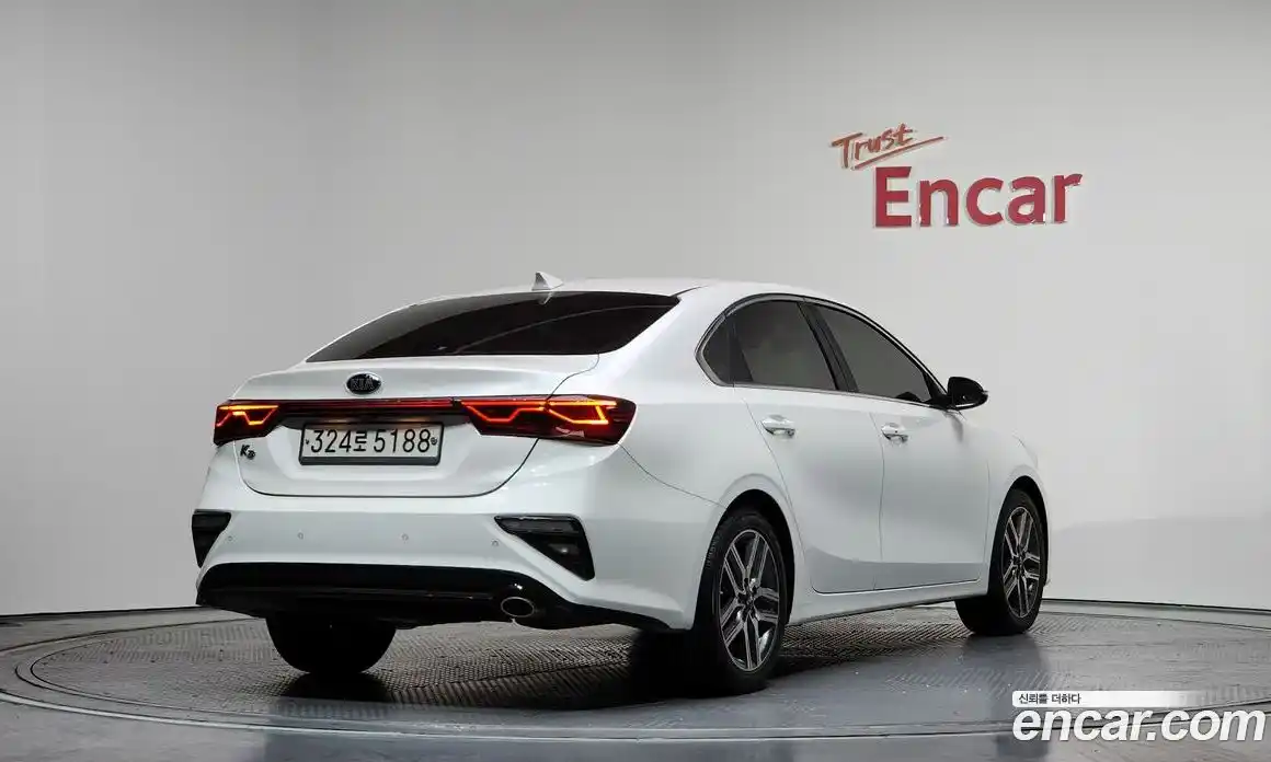 Kia K3 2021 1.6 Автомат в Москве № 133439, фото 9