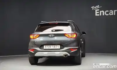 Kia Stonic 2020 1.4 Автомат в Москве № 133574, миниатюра 10