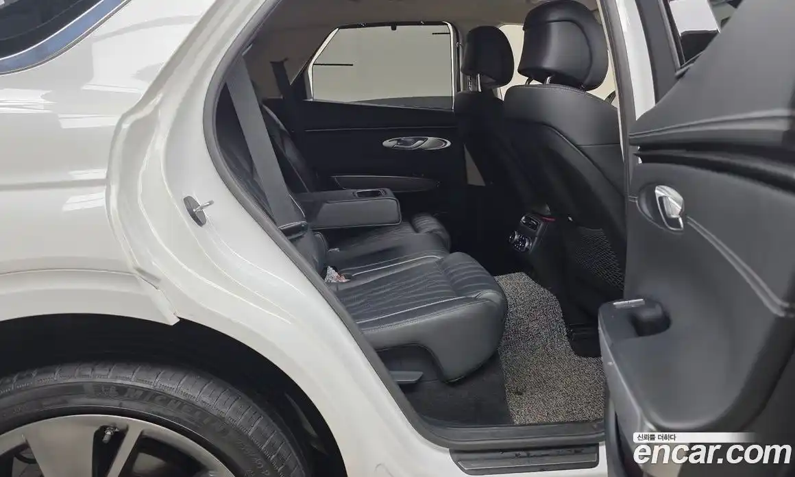 Genesis GV70 2021 2.5 Автомат в Москве № 135754, фото 1