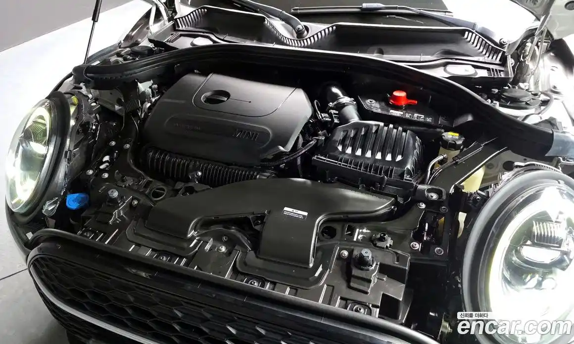 Mini Clubman 2023 2.0 Автомат в Москве № 137569, фото 9