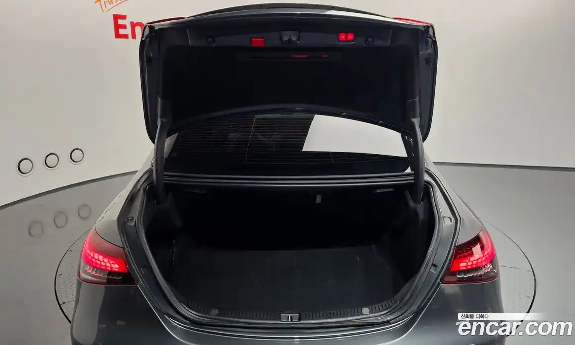 Mercedes-Benz E-Class 2022 2.0 Автомат в Москве № 140230, фото 20