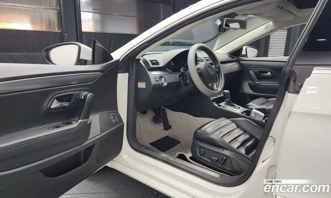 Volkswagen CC 2015 2.0 Автомат в Москве № 141103, фото 13