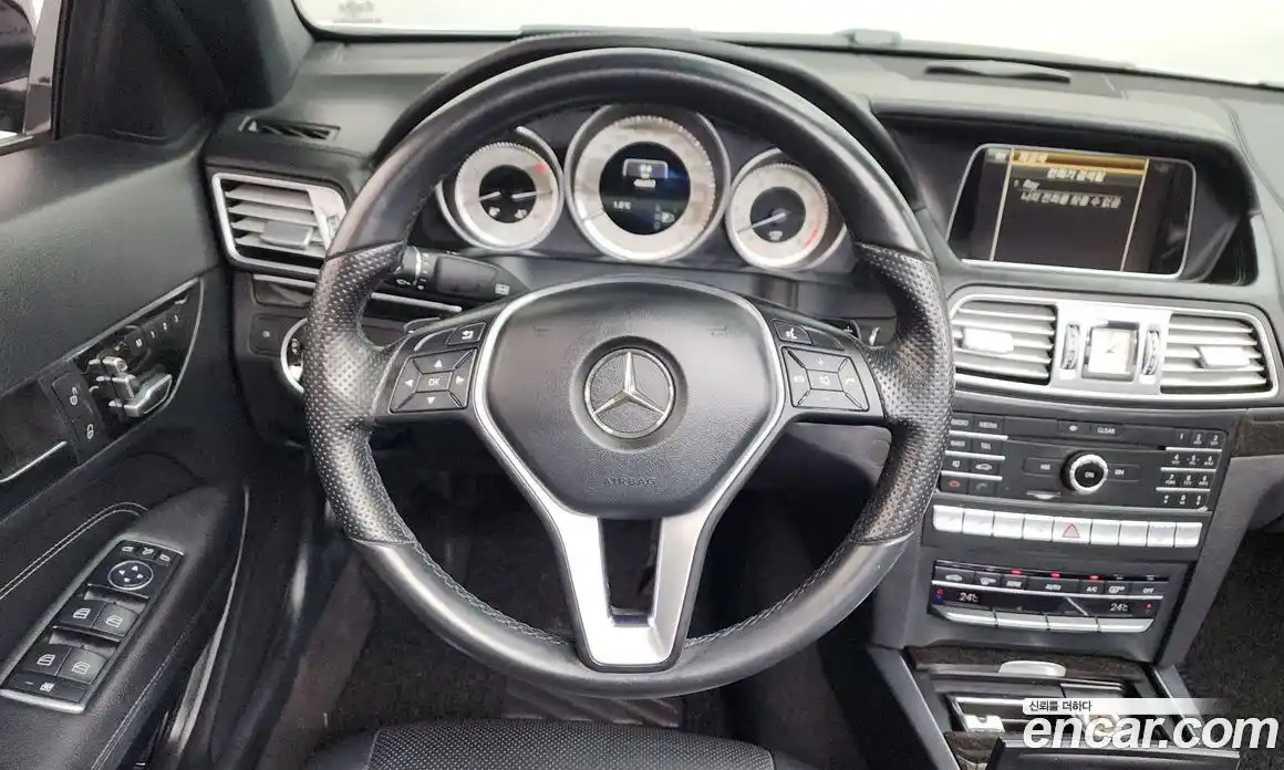 Mercedes-Benz E-Class 2016 3.0 Автомат в Москве № 141753, фото 20