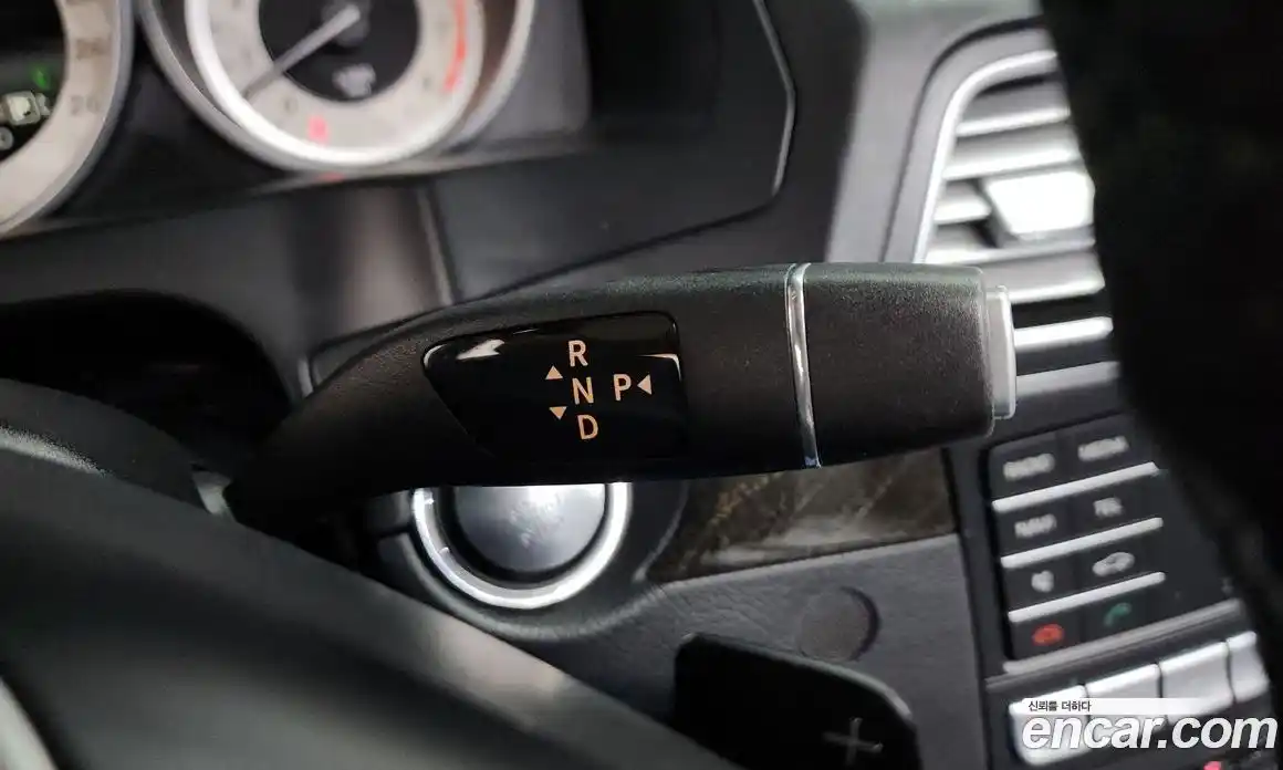 Mercedes-Benz E-Class 2016 3.0 Автомат в Москве № 141753, фото 8