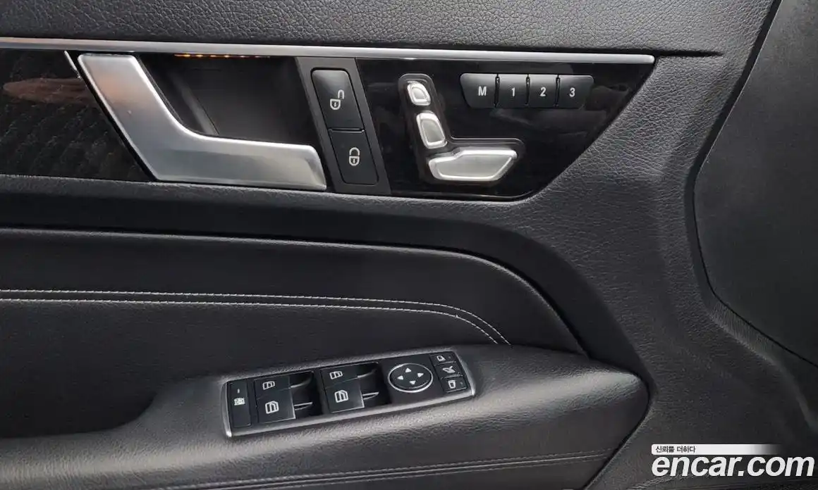 Mercedes-Benz E-Class 2016 3.0 Автомат в Москве № 141753, фото 9