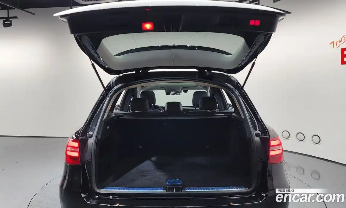 Mercedes-Benz GLC-Class 2019 2.0 Автомат в Москве № 142502, фото 14