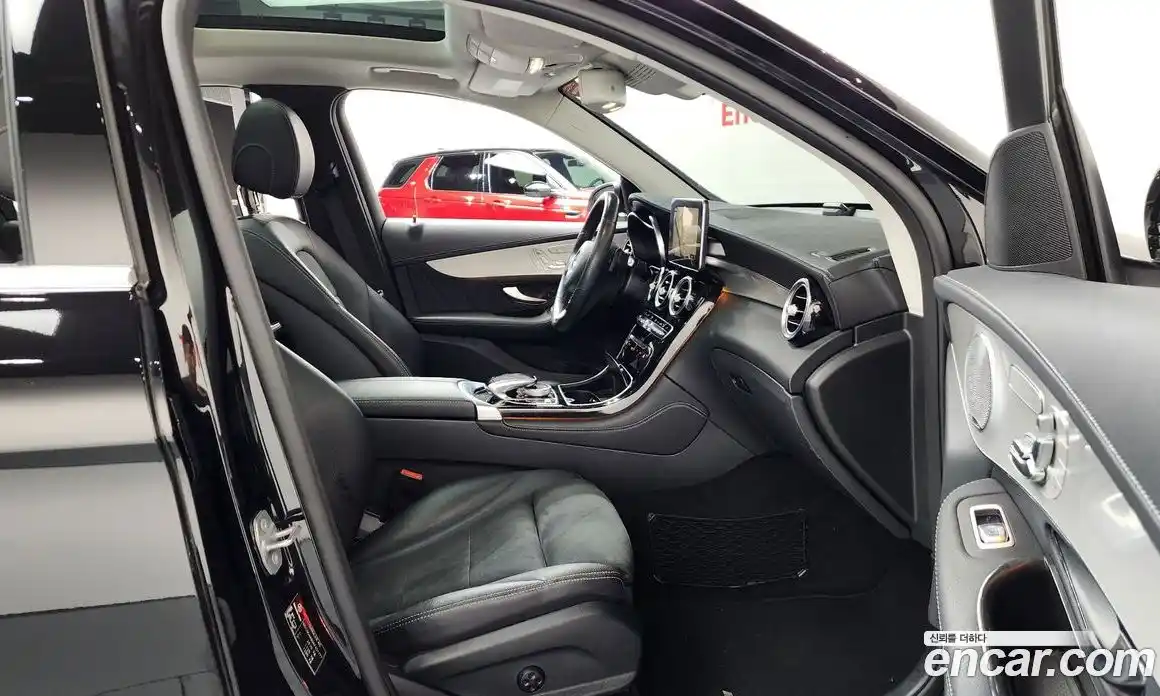 Mercedes-Benz GLC-Class 2019 2.0 Автомат в Москве № 142502, фото 17