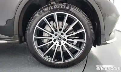 Mercedes-Benz GLC-Class 2019 2.0 Автомат в Москве № 142502, миниатюра 2