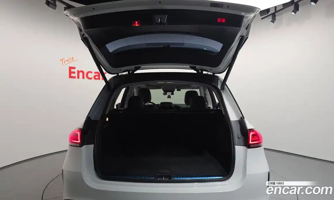 Mercedes-Benz GLE-Class 2023 2.0 Автомат в Москве № 142965, фото 20