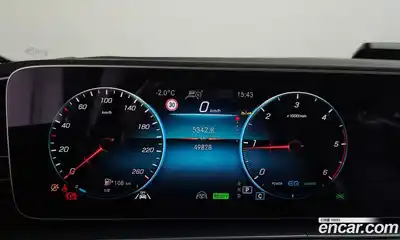 Mercedes-Benz GLE-Class 2023 2.0 Автомат в Москве № 142965, миниатюра 8