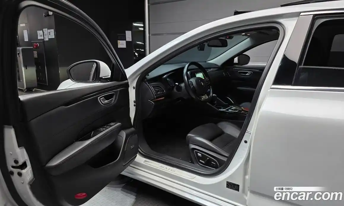 Renault SM6 2019 2.0 Автомат в Москве № 148478, фото 11