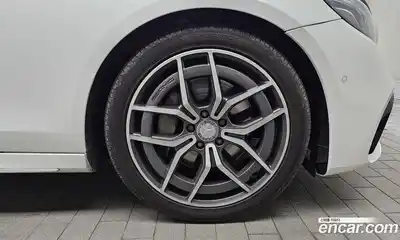 Mercedes-Benz E-Class, 2017