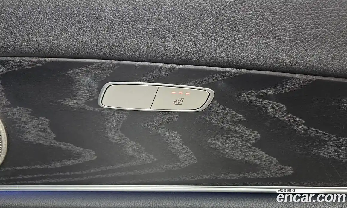 Mercedes-Benz E-Class 2017 2.0 Автомат в Москве № 150316, фото 12