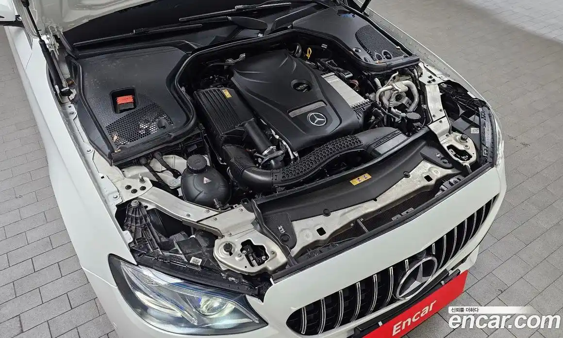 Mercedes-Benz E-Class 2017 2.0 Автомат в Москве № 150316, фото 13