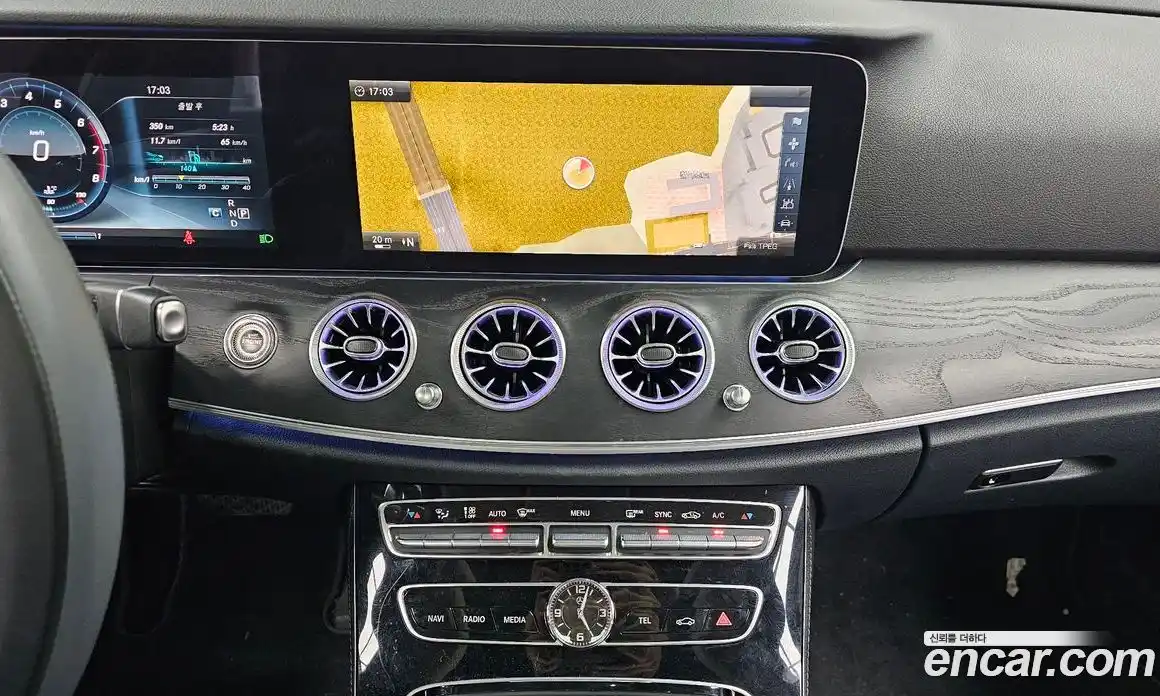 Mercedes-Benz E-Class 2017 2.0 Автомат в Москве № 150316, фото 19